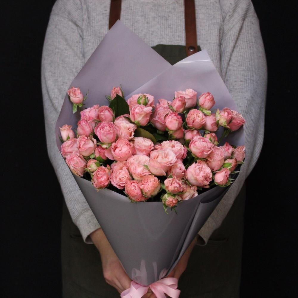 11 кустовых пионовидных роз + Открытка